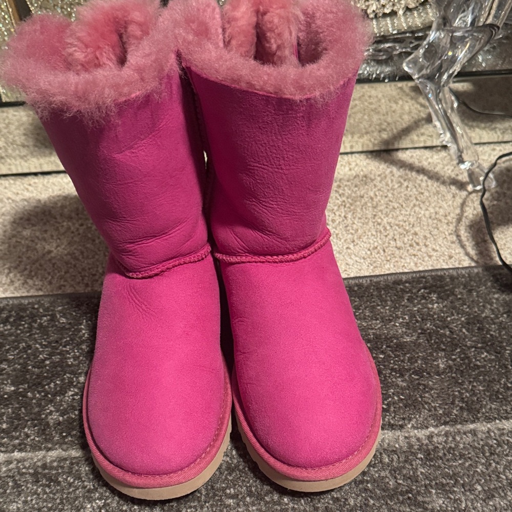 UGG Fuchsia Fluffy Bow Boots - Picture 2 of 7